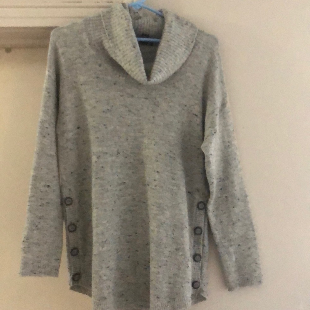 Gray sweater